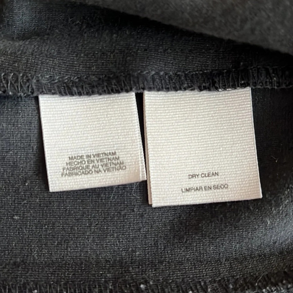 Classic Black  Blazer - Picture 4 of 7